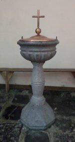 bachant_eglise_fonts_baptismaux-d0614-4bd7c.jpg